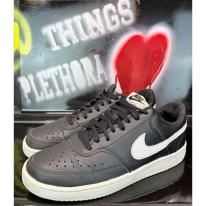 Nike Court Legacy Low Sneakers Black and White Leather Mens size 9 Shoes